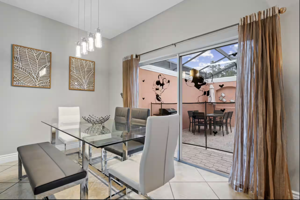 dinning room 1