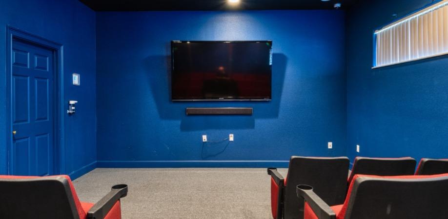 cinema 2