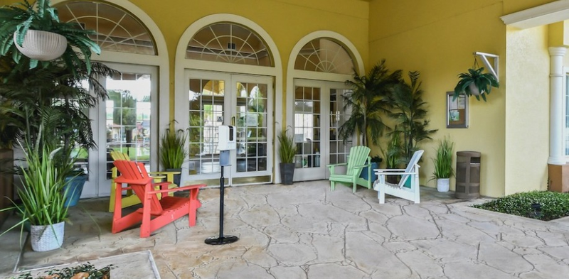 club house 3